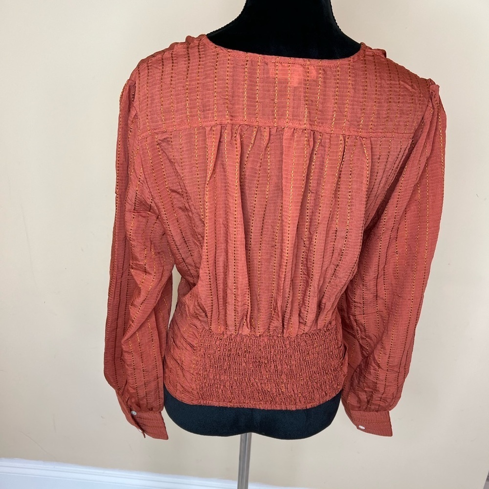 𝅺Haute curve top - Picture 3 of 10